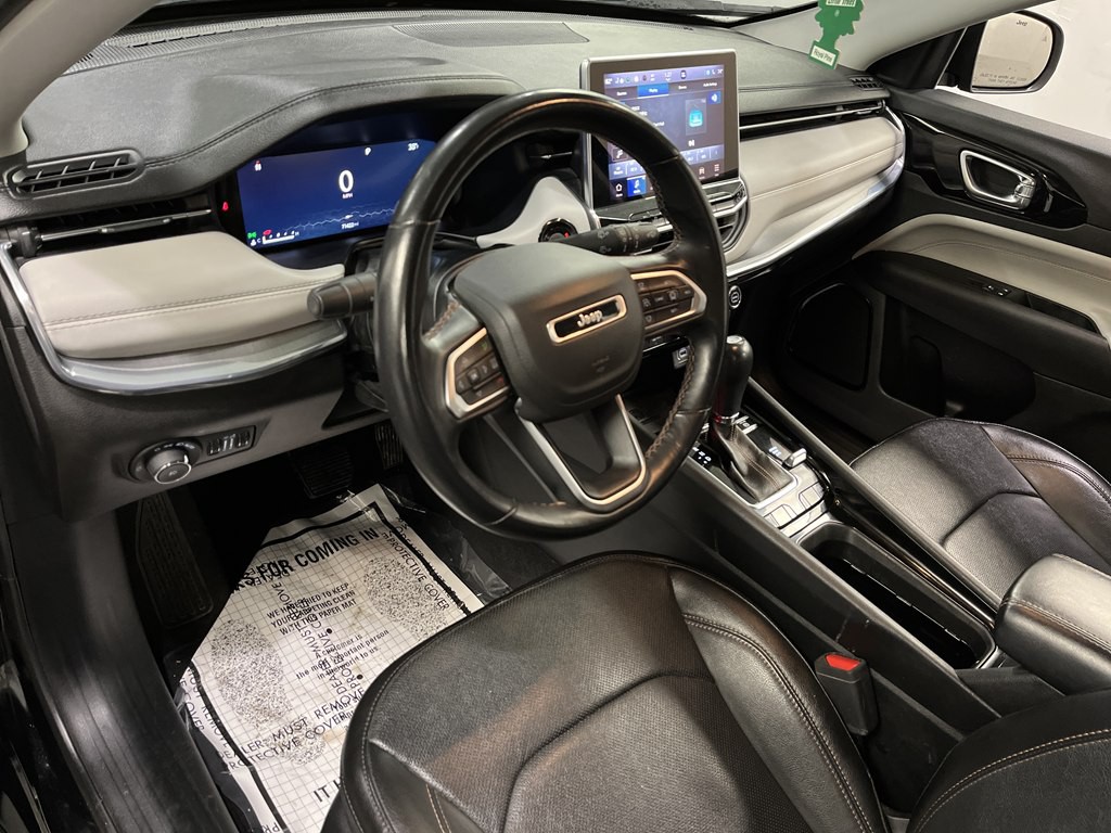 2022 Jeep Compass Image 9