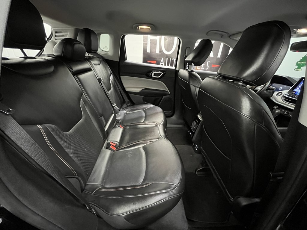 2022 Jeep Compass Image 15