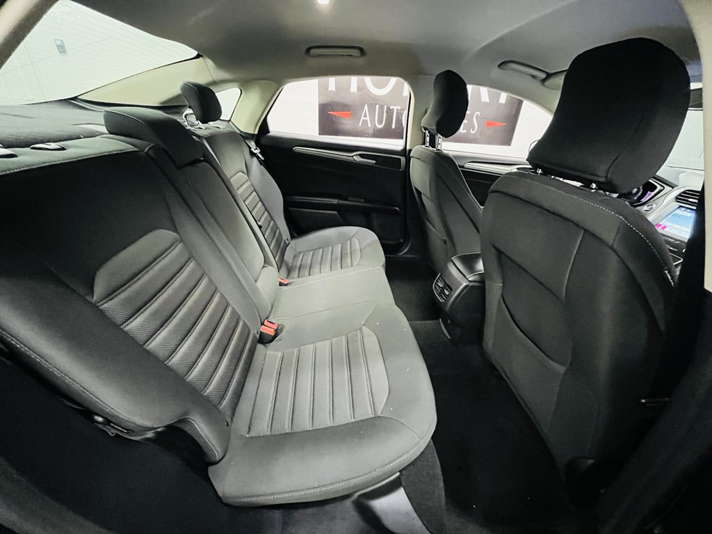 2019 Ford Fusion Image 15