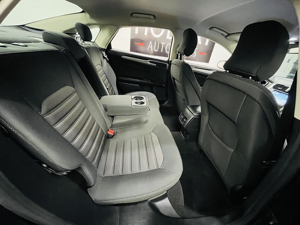 2019 Ford Fusion Image 16