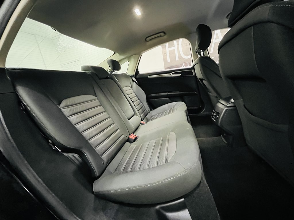 2019 Ford Fusion Image 17