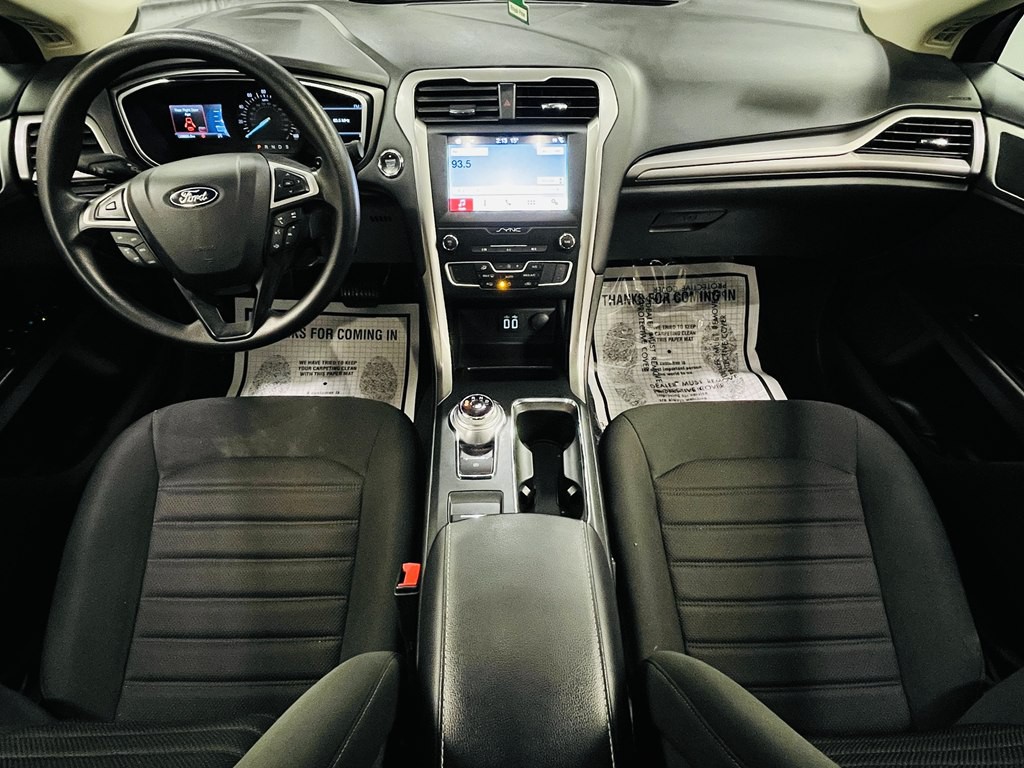 2019 Ford Fusion Image 18