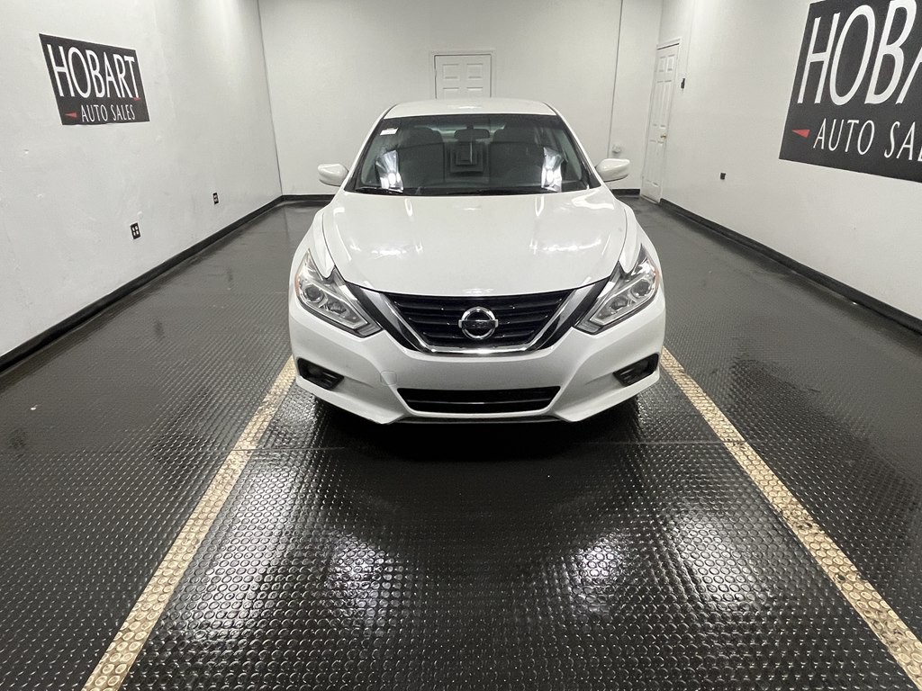 2018 Nissan Altima Image 2