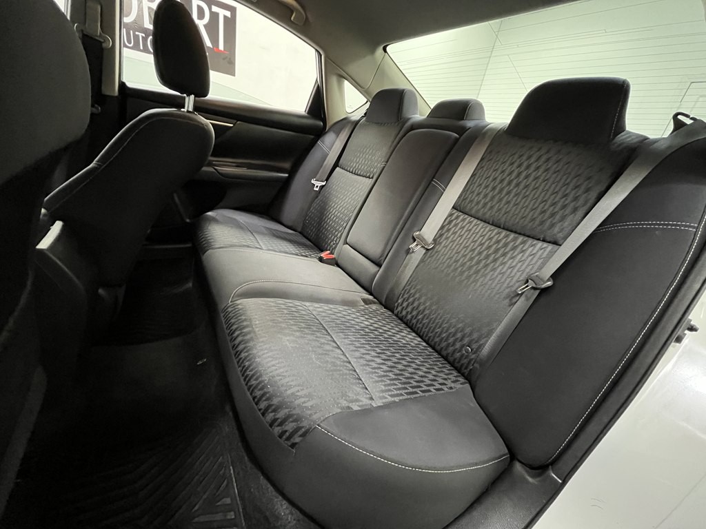 2018 Nissan Altima Image 14