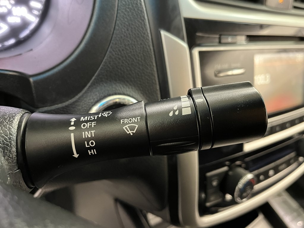 2018 Nissan Altima Image 25