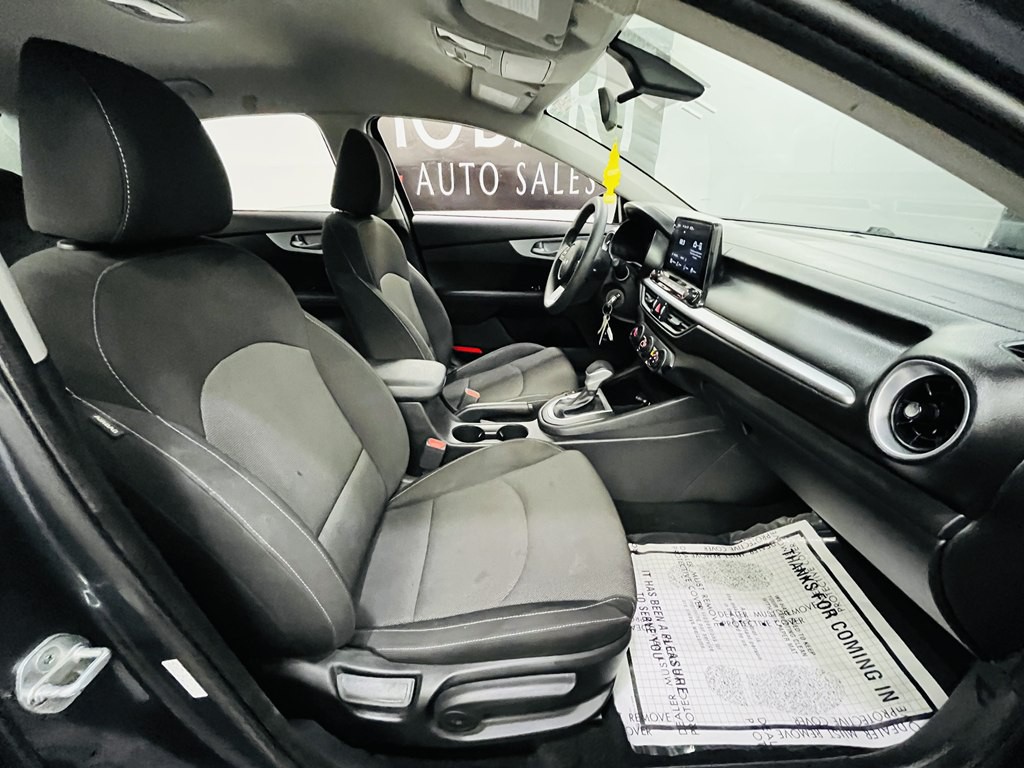 2023 Kia Forte Image 10