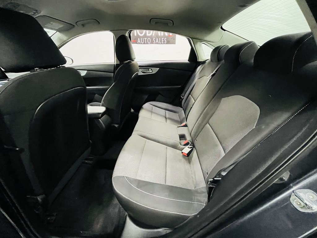 2023 Kia Forte Image 12
