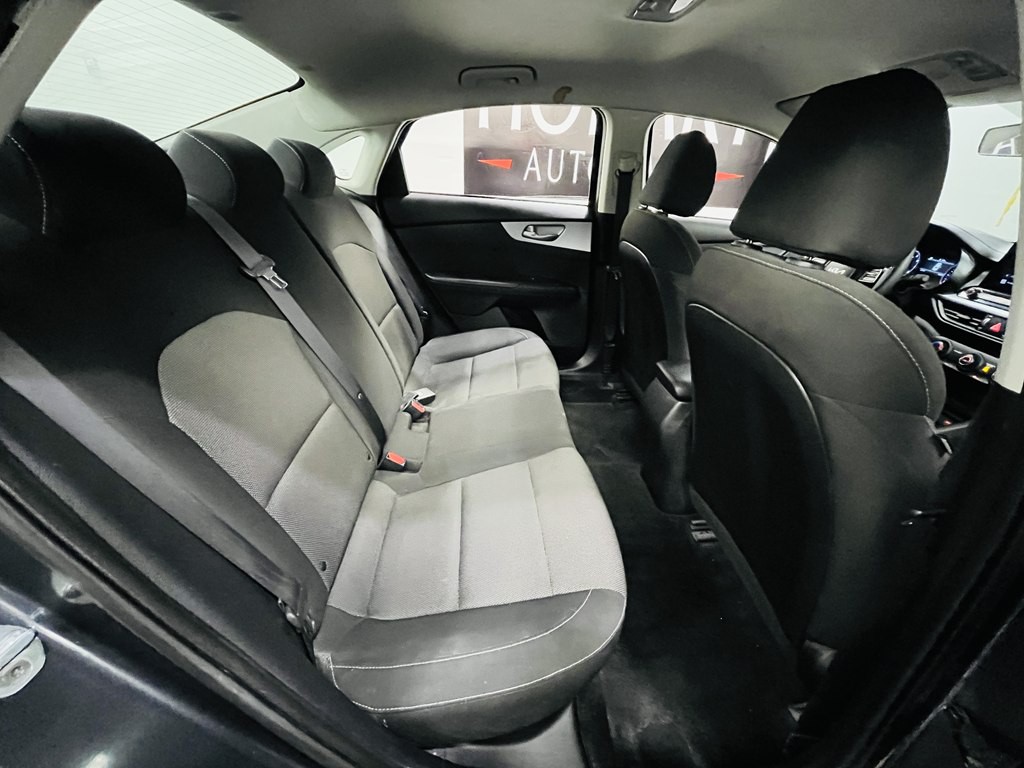 2023 Kia Forte Image 14
