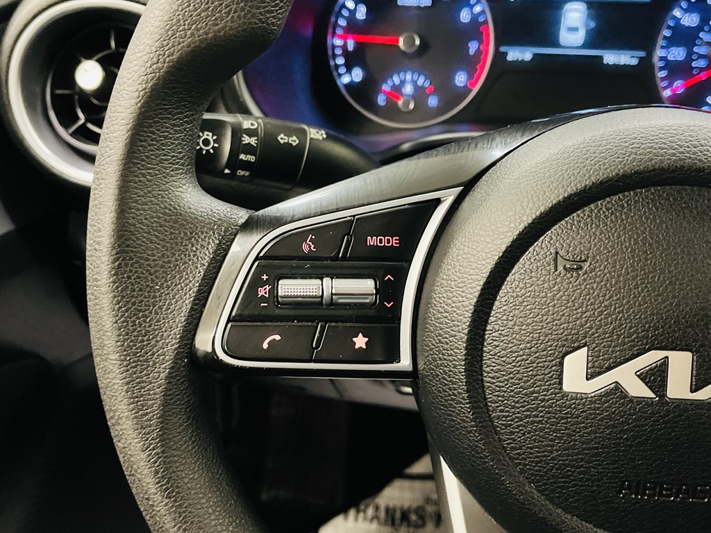 2023 Kia Forte Image 24