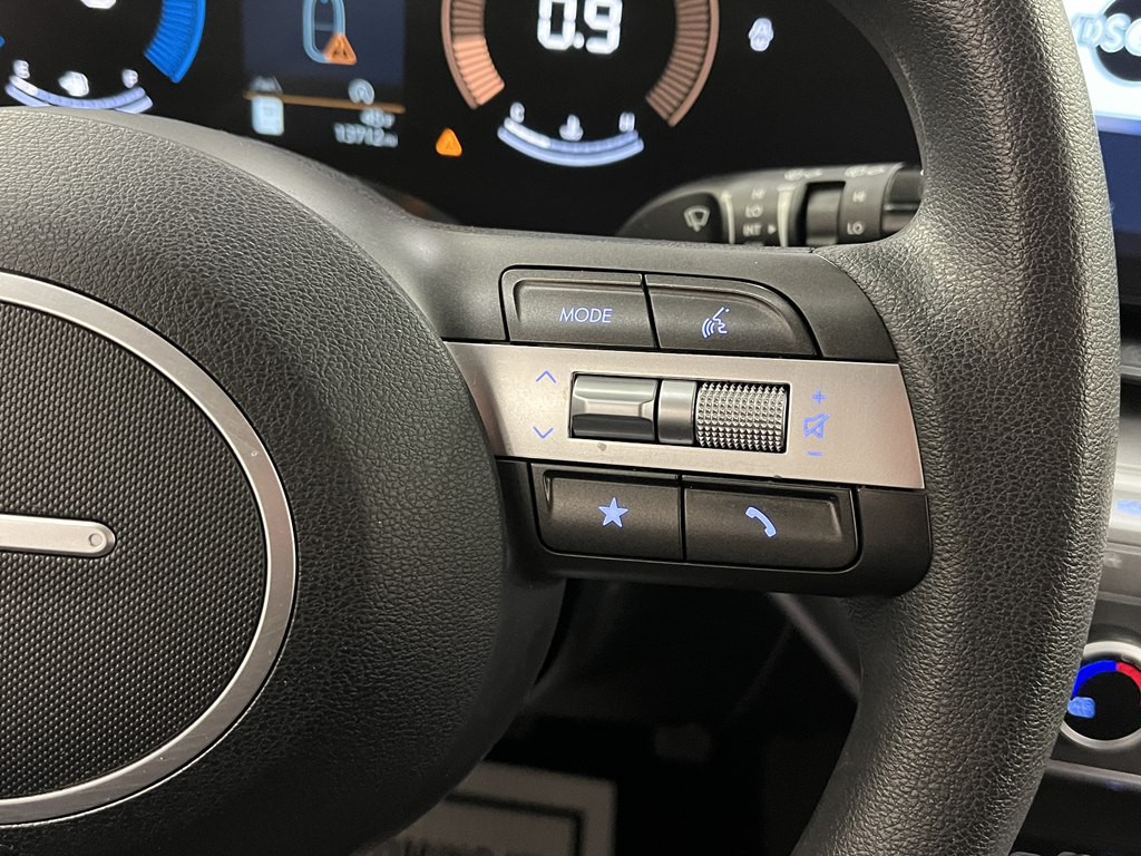 2025 Hyundai Kona Image 28