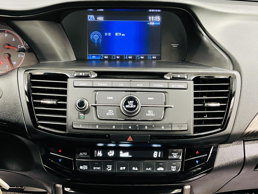 2017 Honda Accord Image 19