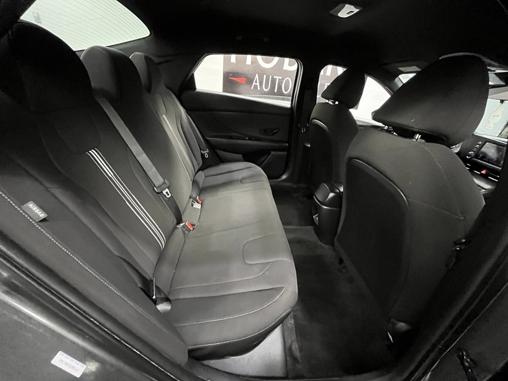 2025 Hyundai Elantra Image 14