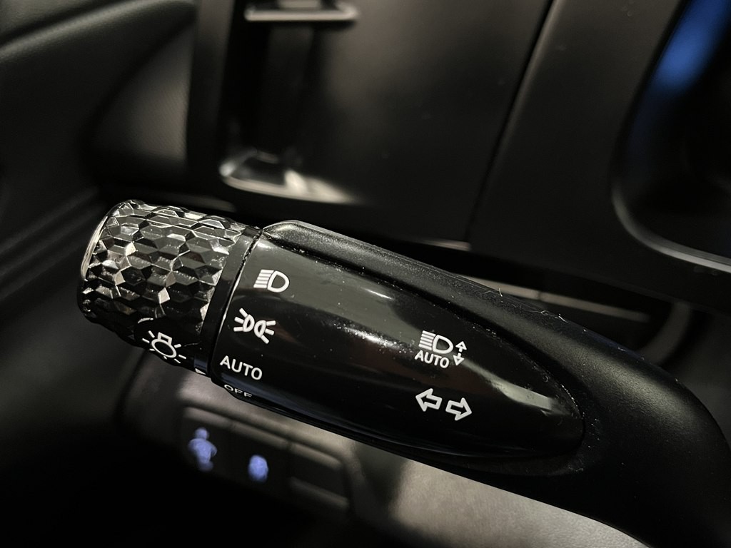 2025 Hyundai Elantra Image 22