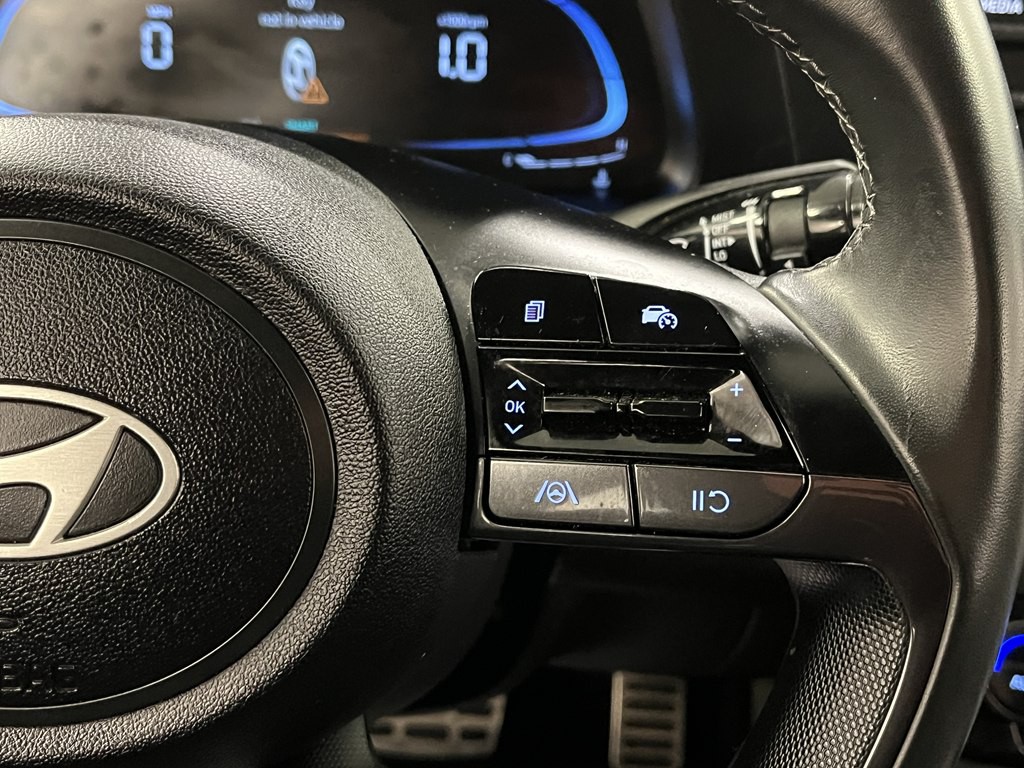 2025 Hyundai Elantra Image 25