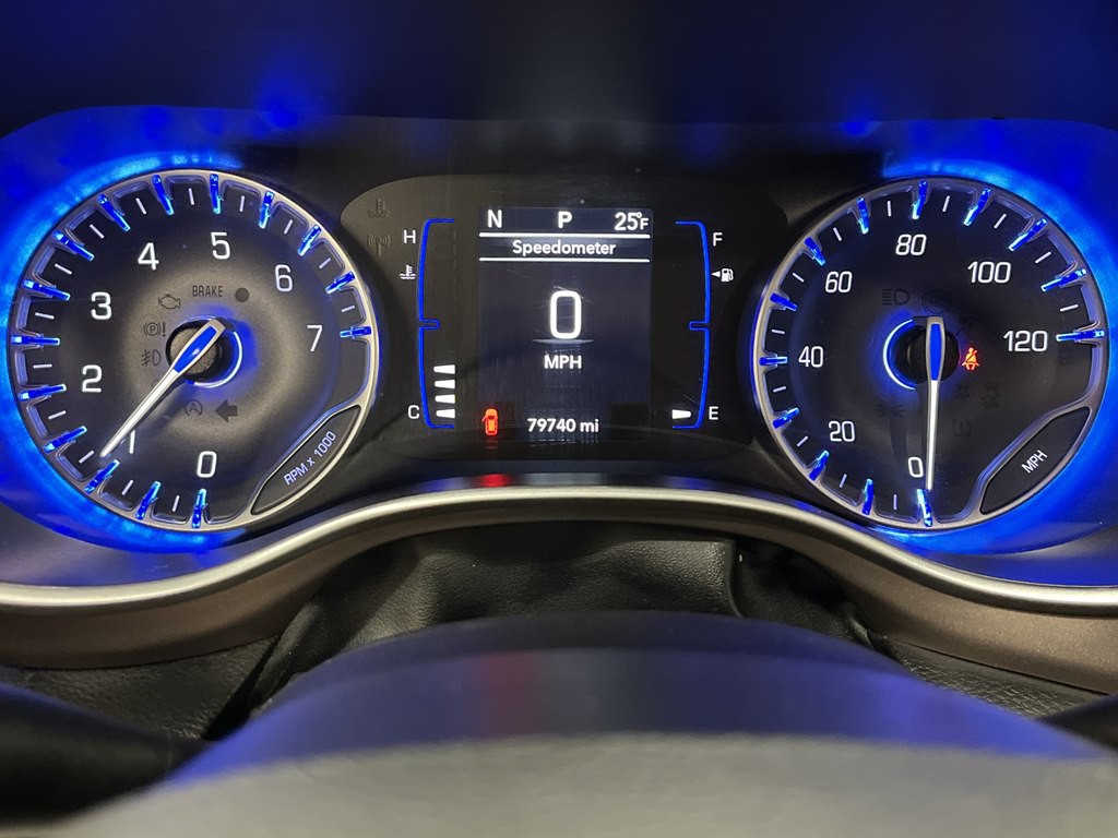 2023 Chrysler Voyager Image 23