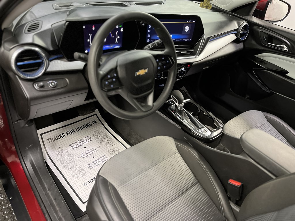 2025 Chevrolet Trax Image 9