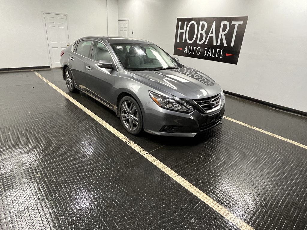 2018 Nissan Altima Image 1