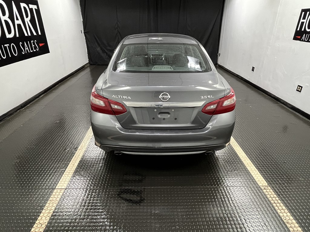 2018 Nissan Altima Image 5