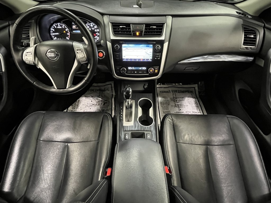 2018 Nissan Altima Image 18