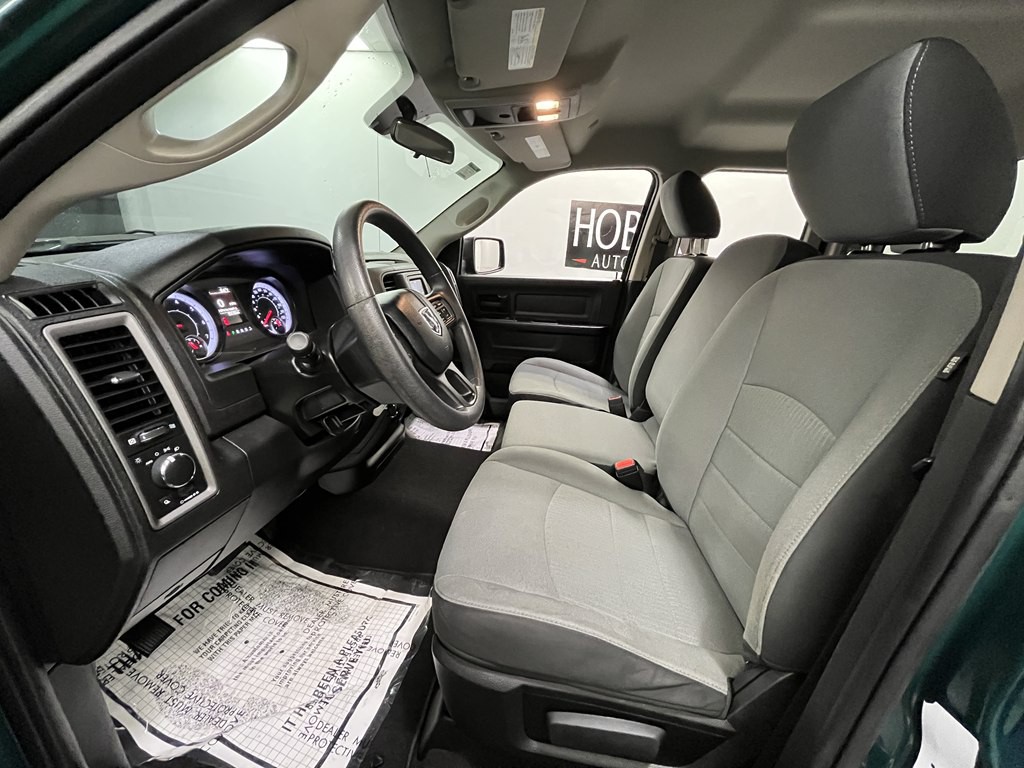 2022 RAM 1500 Image 9