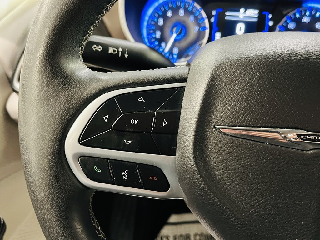 2023 Chrysler Voyager Image 26