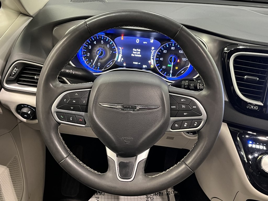 2023 Chrysler Pacifica Image 20
