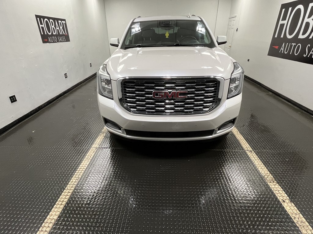 2020 GMC Yukon Image 2