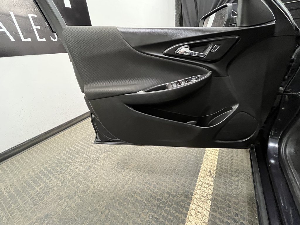 2023 Chevrolet Malibu Image 7