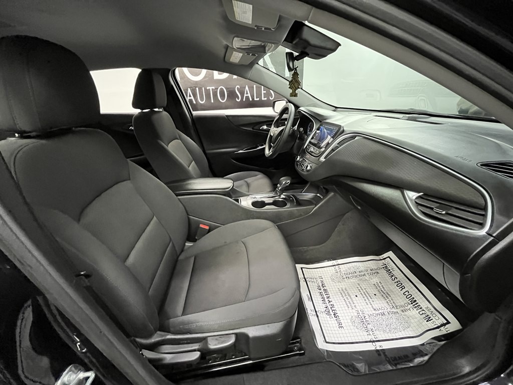2023 Chevrolet Malibu Image 10