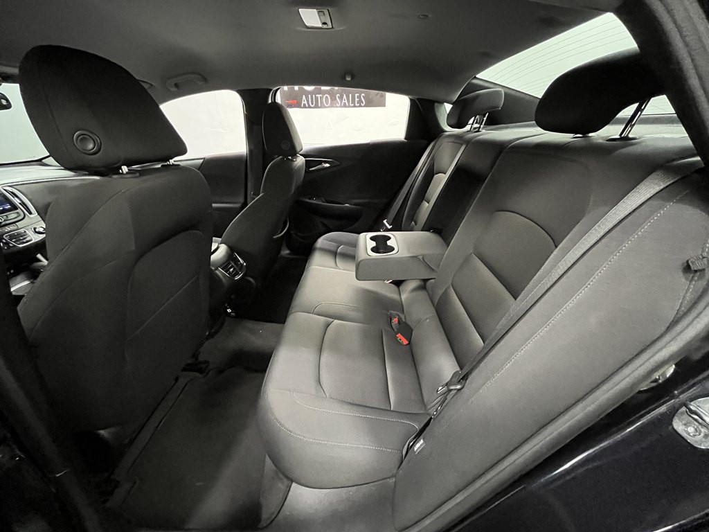 2023 Chevrolet Malibu Image 13