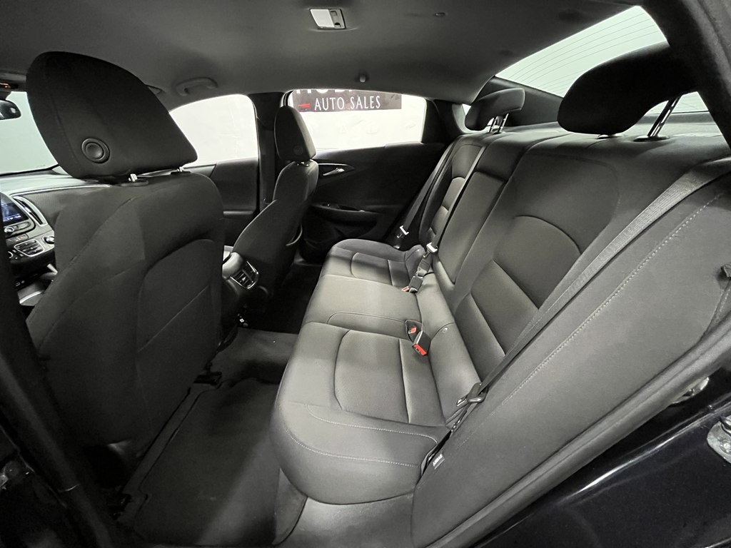 2023 Chevrolet Malibu Image 14