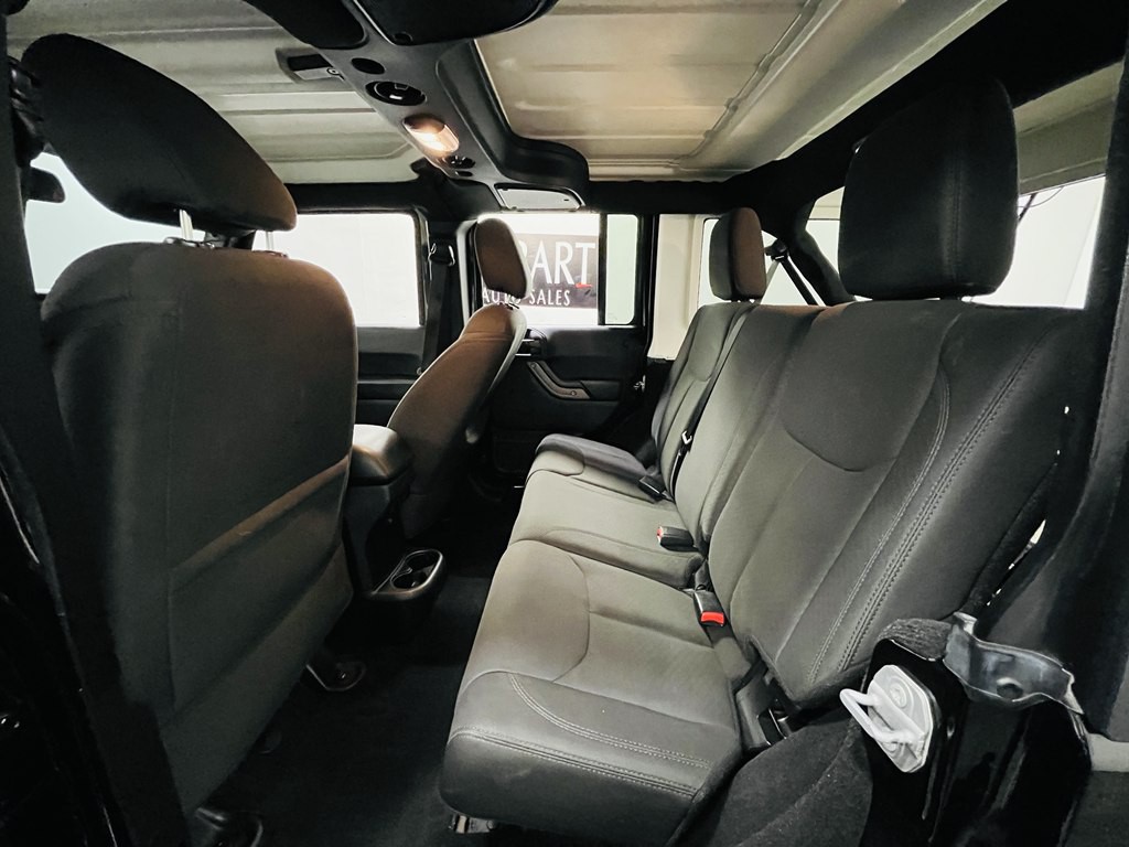 2017 Jeep Wrangler Unlimited Image 12