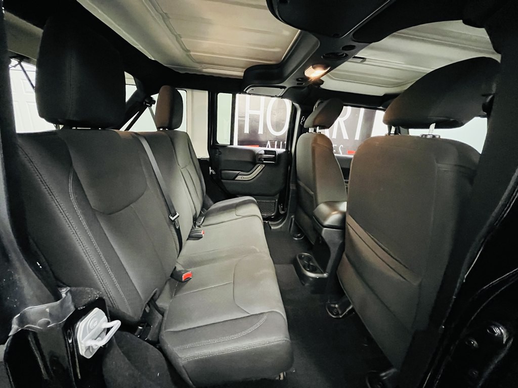 2017 Jeep Wrangler Unlimited Image 14