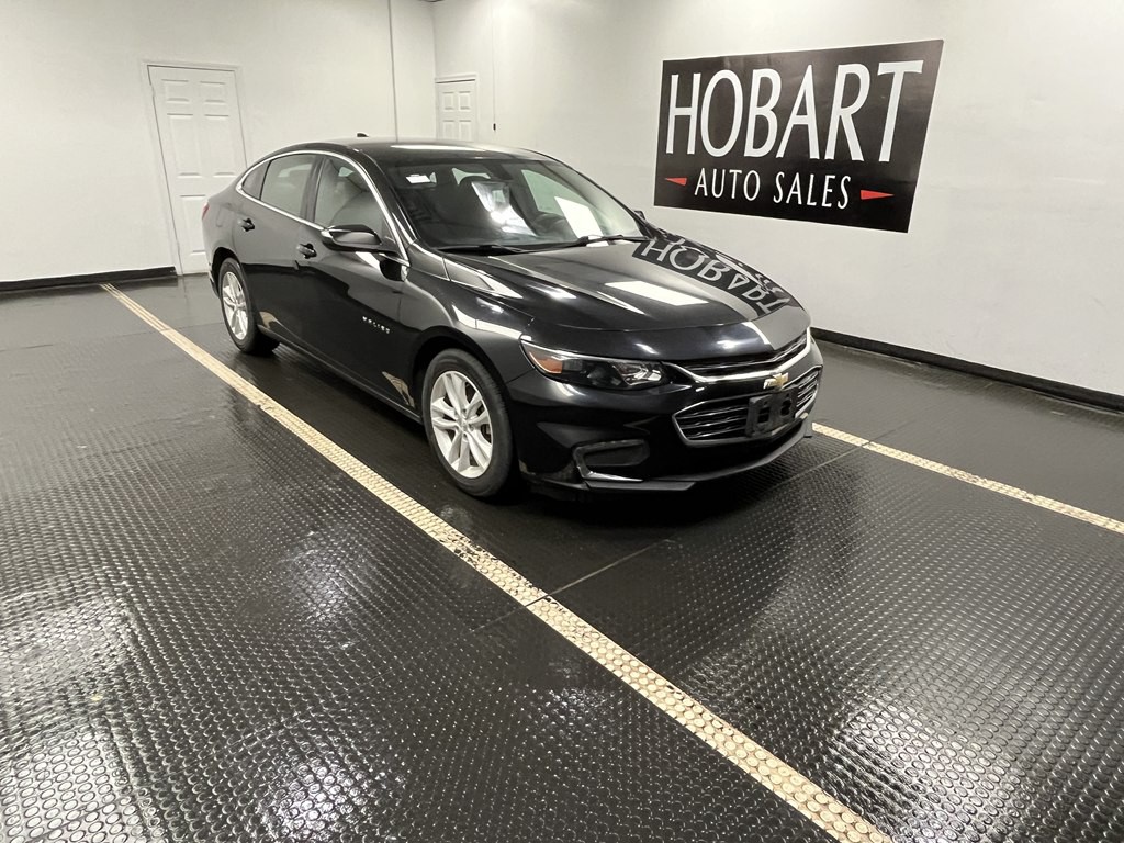 2018 Chevrolet Malibu Image 1