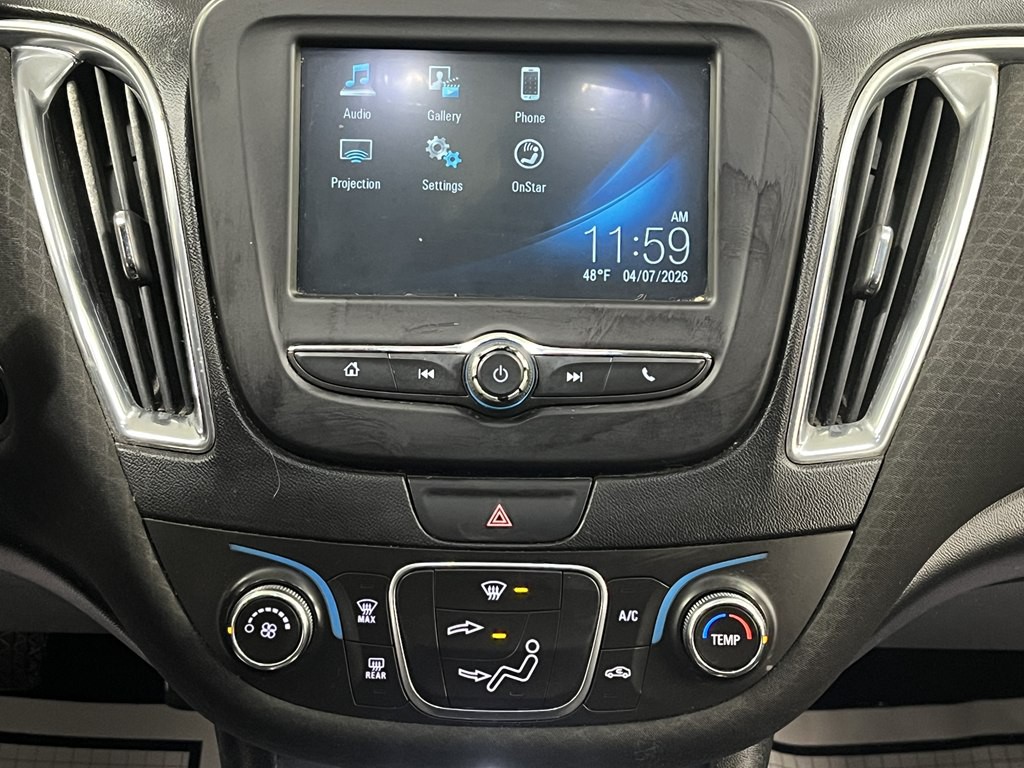 2018 Chevrolet Malibu Image 18