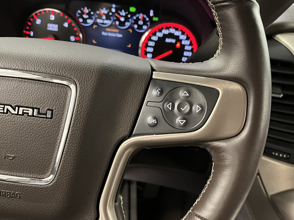 2016 GMC Yukon Image 25