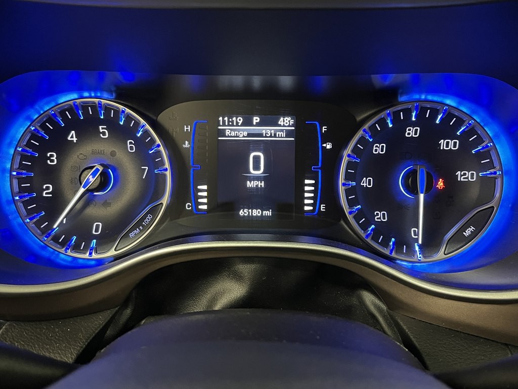 2023 Chrysler Voyager Image 21