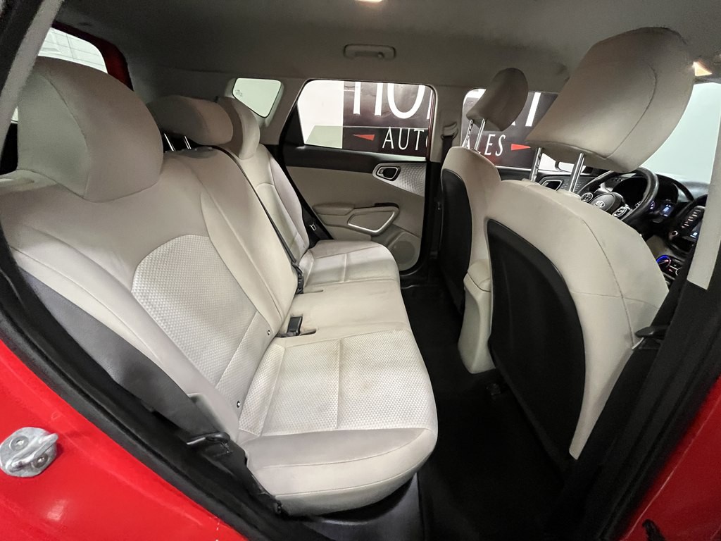 2021 Kia Soul Image 13