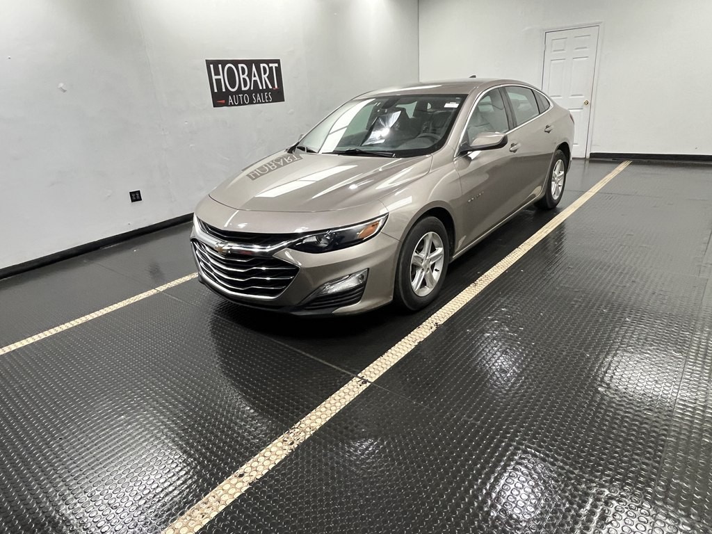 2022 Chevrolet Malibu Image 3