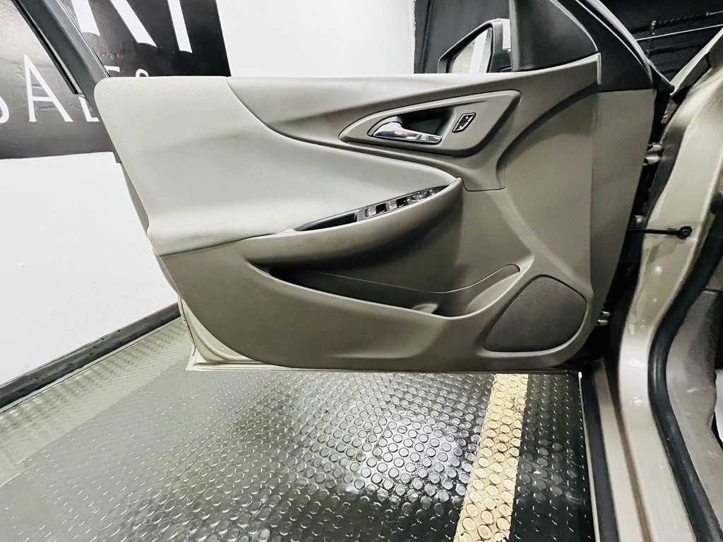 2022 Chevrolet Malibu Image 7