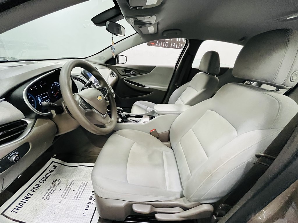 2022 Chevrolet Malibu Image 8