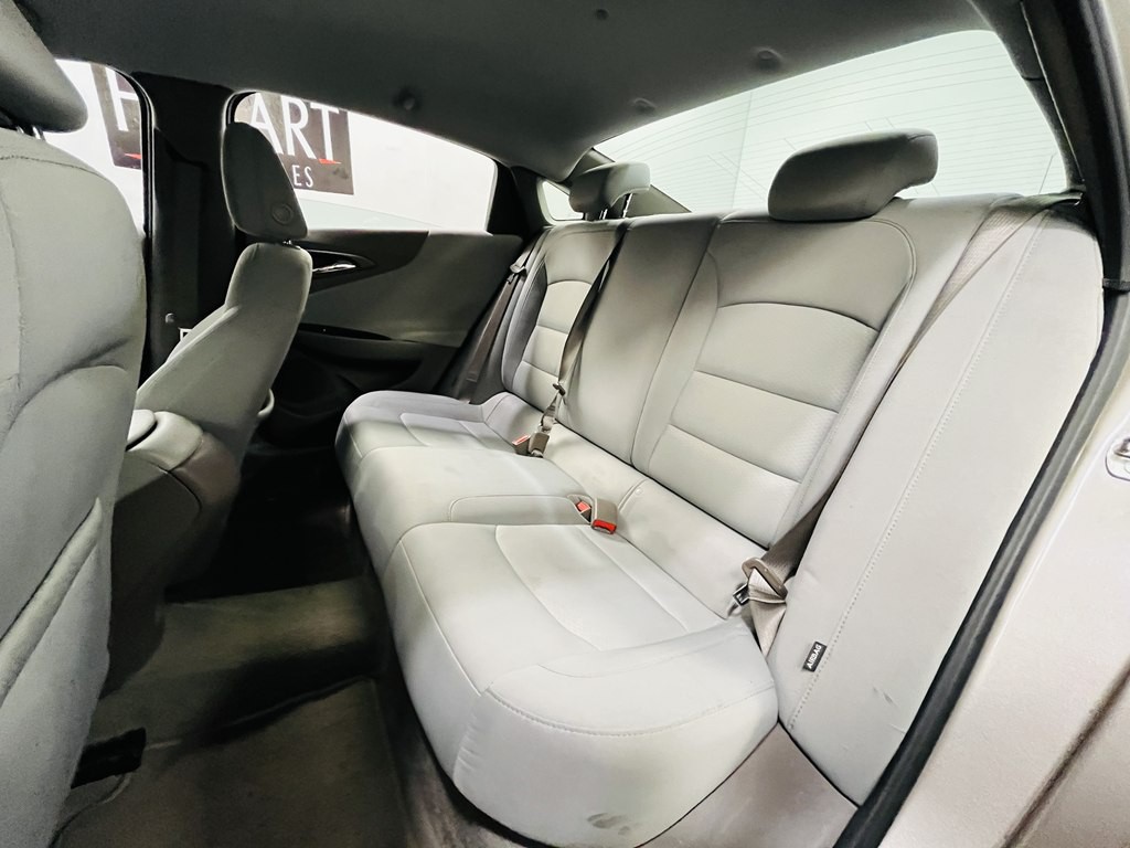 2022 Chevrolet Malibu Image 13