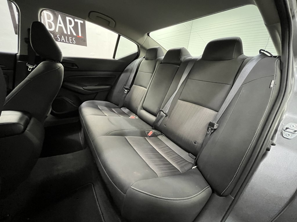 2024 Nissan Altima Image 12