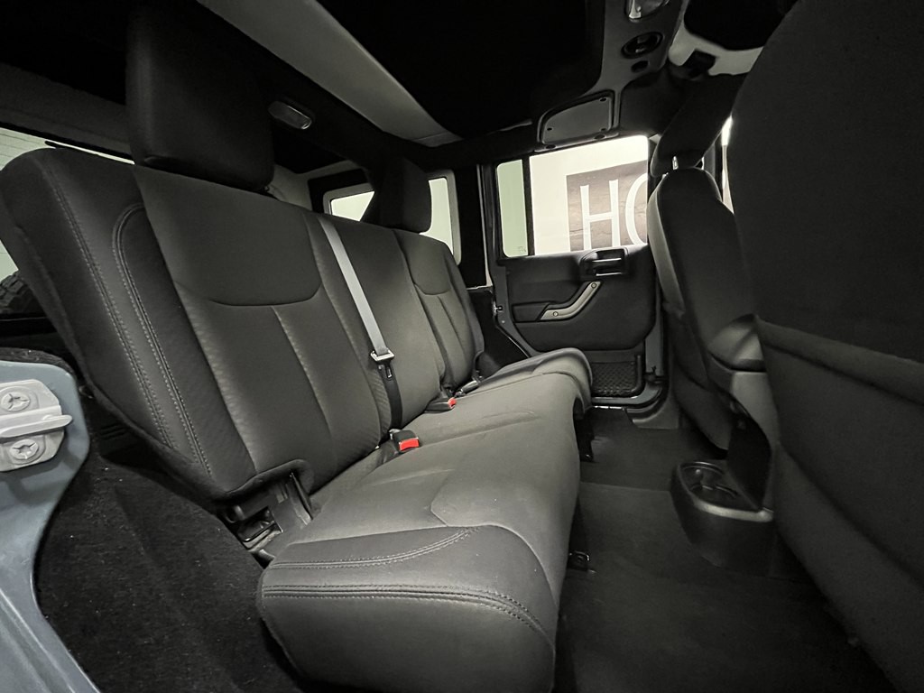 2015 Jeep Wrangler Unlimited Image 15