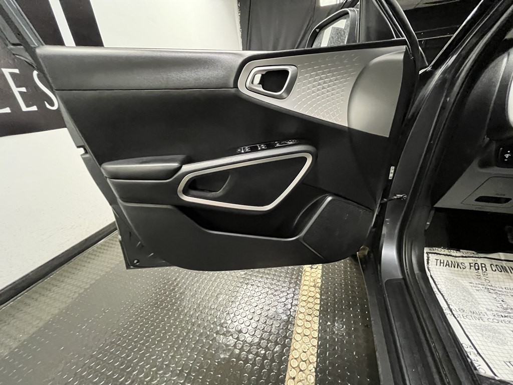 2023 Kia Soul Image 7