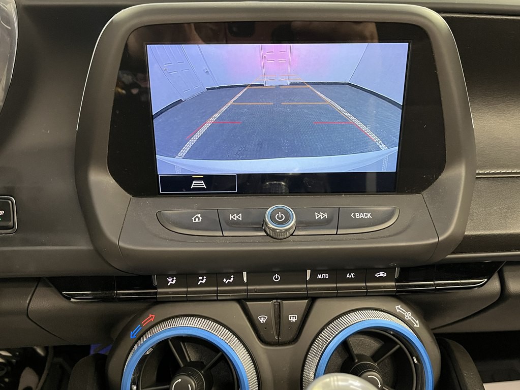 2021 Chevrolet Camaro Image 16