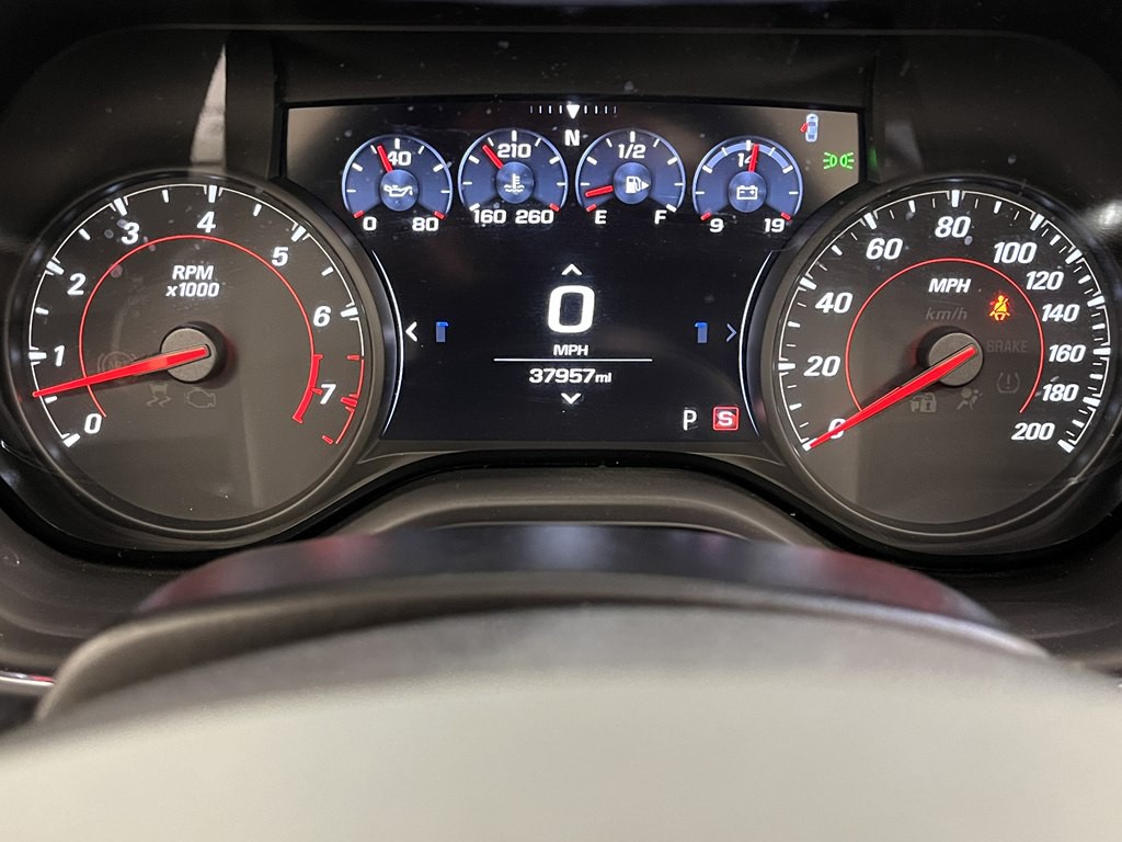 2021 Chevrolet Camaro Image 21