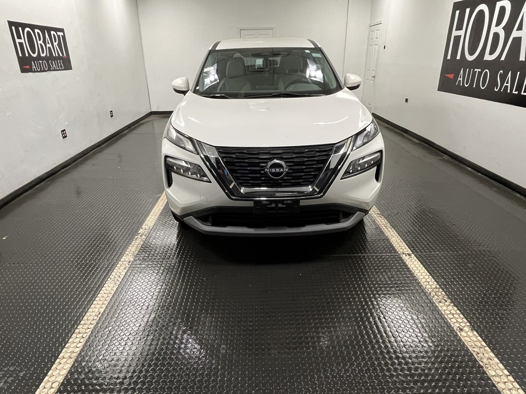 2023 Nissan Rogue Image 2