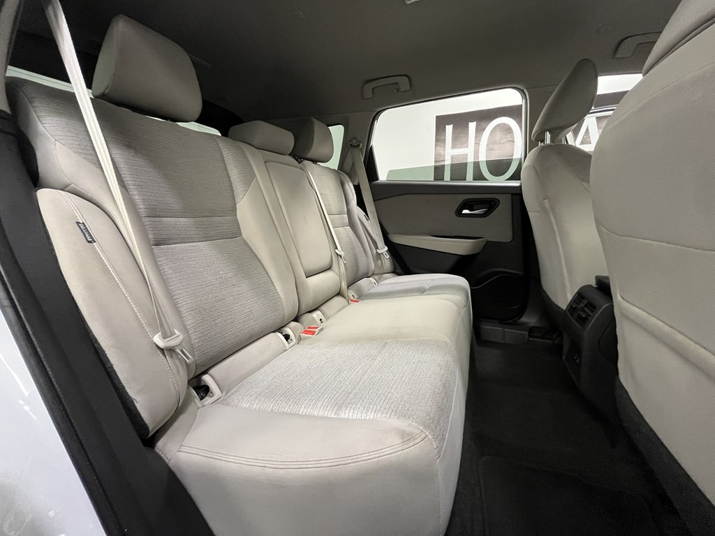 2023 Nissan Rogue Image 16