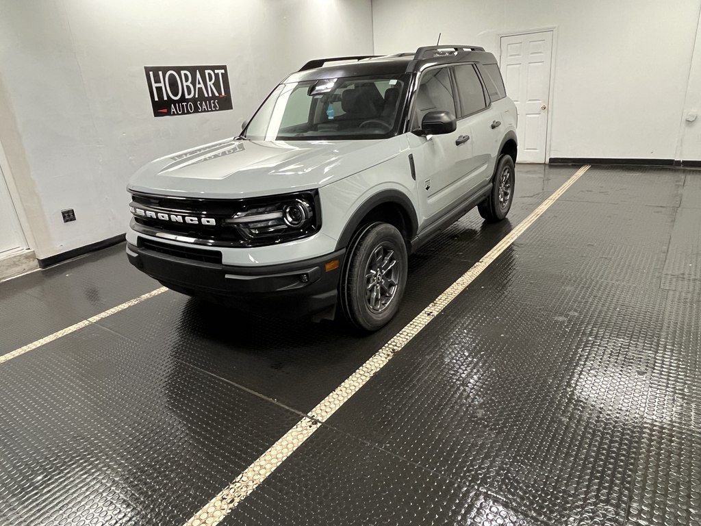 2022 Ford Bronco Image 3